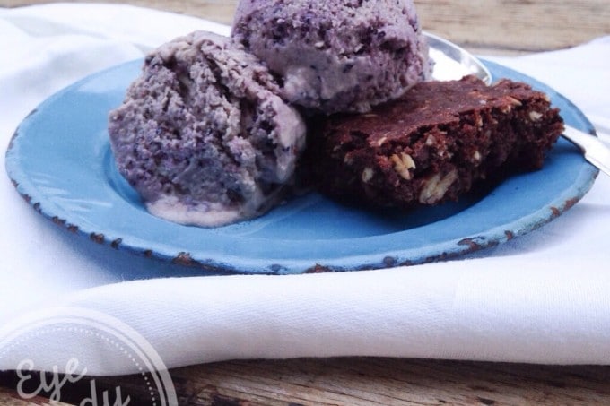 healthy Coconut-blueberry ice cream