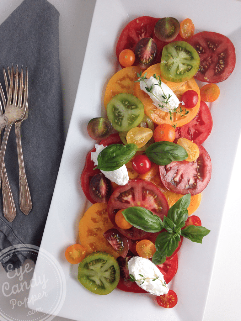 Quick heirloom tomato salad | vegetarian, vegan option