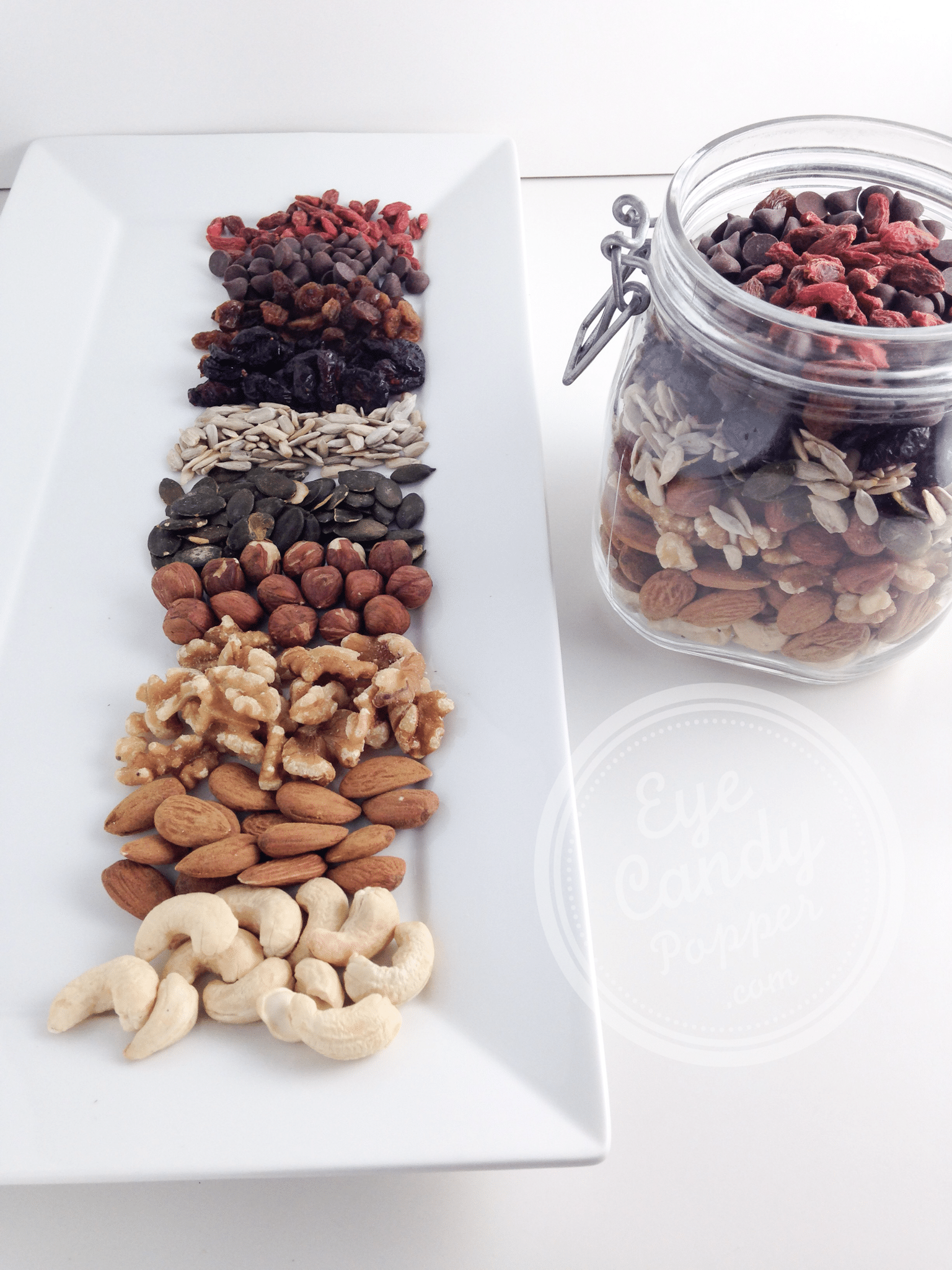 How to make your own healthy trail mix, and why raw organic is better