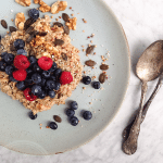 7 min warm oats and seeds breakfast (vegan, naturally gluten-free)